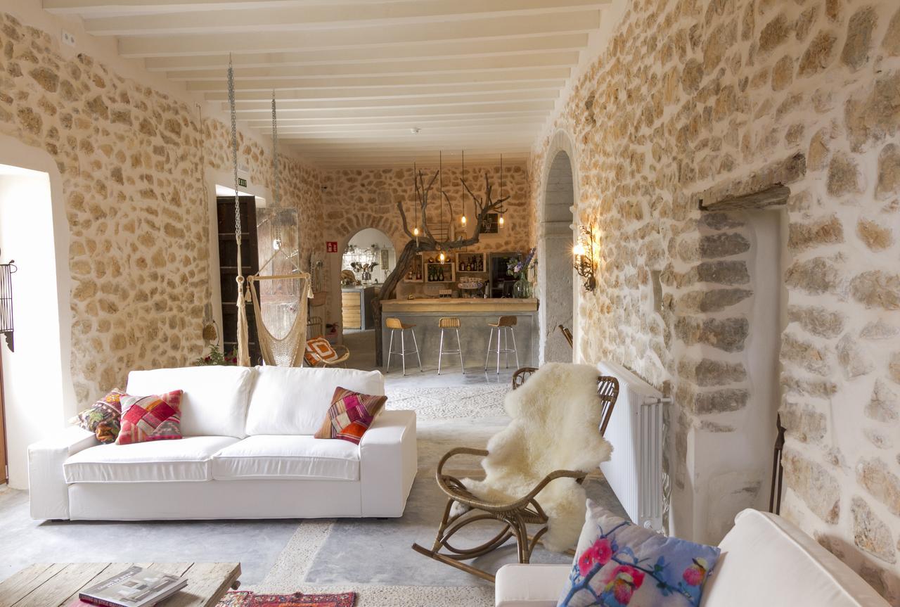 לוסטה Home Hotel The Pink Pepper Tree מראה חיצוני תמונה