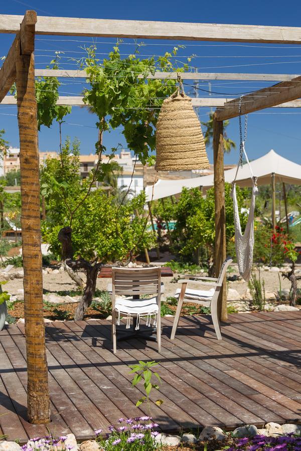 לוסטה Home Hotel The Pink Pepper Tree מראה חיצוני תמונה