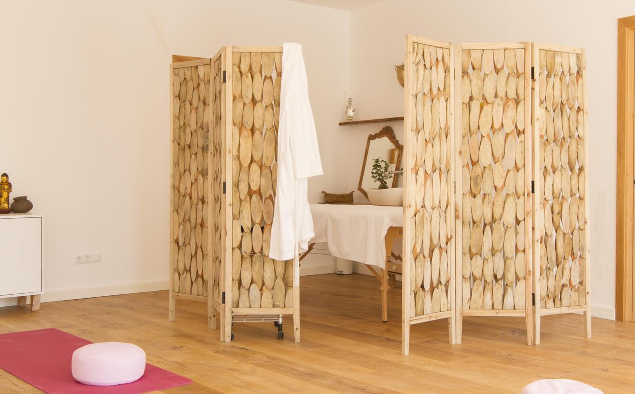 לוסטה Home Hotel The Pink Pepper Tree מראה חיצוני תמונה