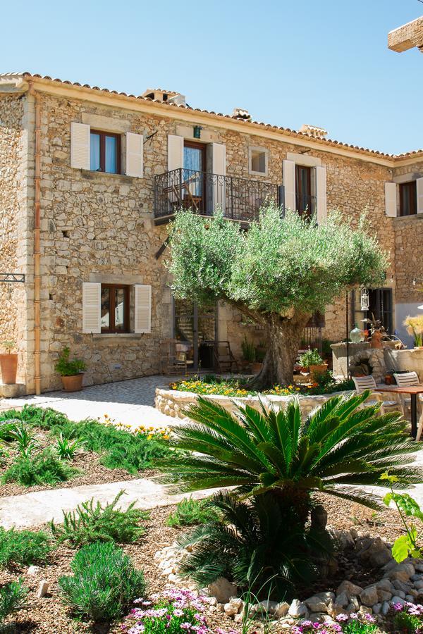 לוסטה Home Hotel The Pink Pepper Tree מראה חיצוני תמונה